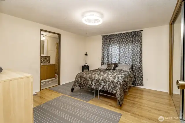 Enjoy an incredibly spacious primary bedroom!
