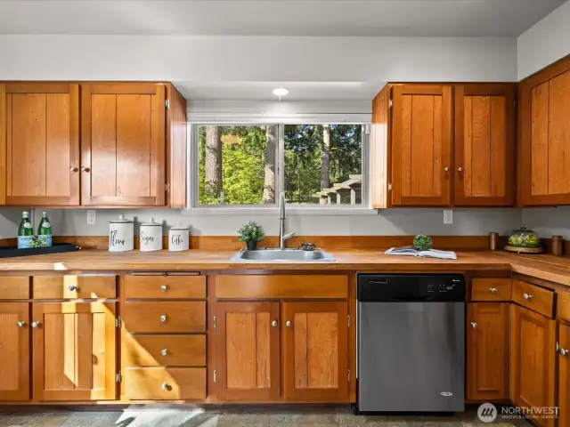 Deep stainless kitchen sink