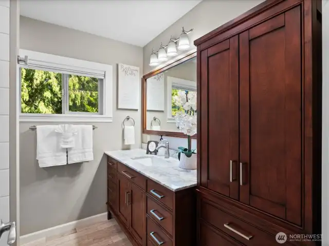 Main level bathroom.