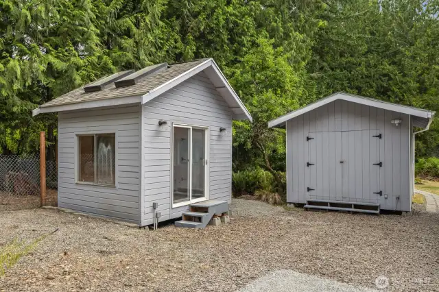Outbuilding / Flex Space
