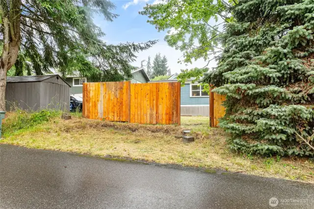 Backyard parking off of Wilson Ave
