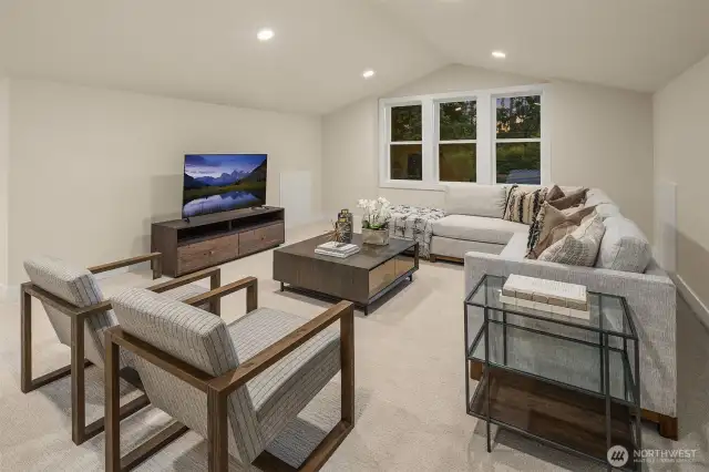Flexible main floor bonus room