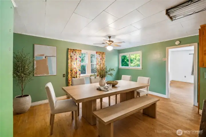 Spacious dining room, virtually staged