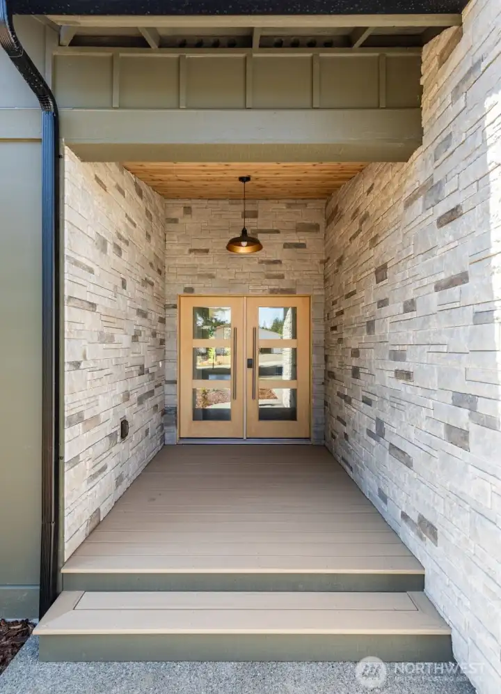 Modern Entry