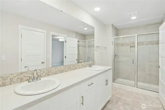 Photos are of axctual home. Homesite 24 at Star Lake Crossing!