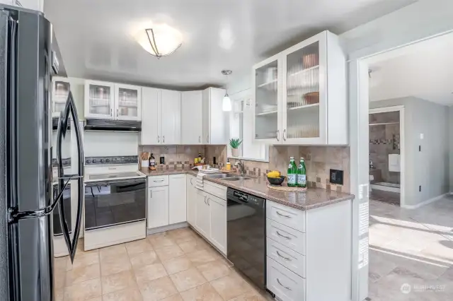 The kitchen is darling and has a good design.