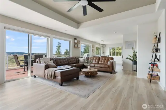 Beautiful LVP flooring throughout