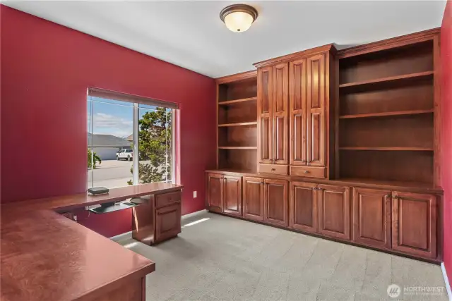 Office on main with stately built-ins