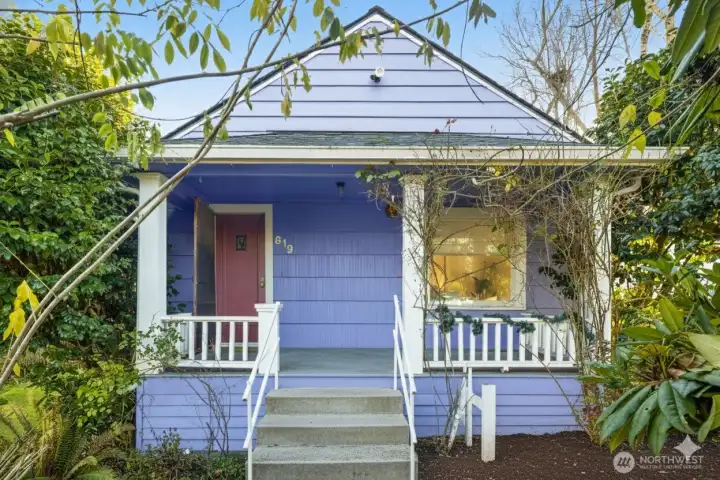 Cute home on 89th just hit the market!