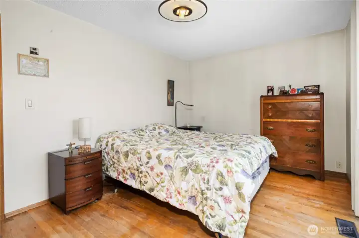 Bright and cheery bedroom.