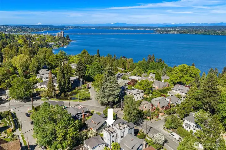 Enjoy rare access to a true single-family home community with the convenience of townhome living. Set within walking distance to Lake Washington, the duck pond, neighborhood parks and trails, acclaimed local grocery, boutique wine bars, dive bars, intimate bistros, and the beloved Epiphany Church and school, this address delivers lifestyle and convenience. Enjoy rare access to a true single-family home community with the convenience of townhome living. Set within walking distance to Lake Washington, the duck pond, neighborhood parks and trails, acclaimed local grocery, boutique wine bars, dive bars, intimate bistros, and the beloved Epiphany Church and school, this address delivers lifestyle and convenience.