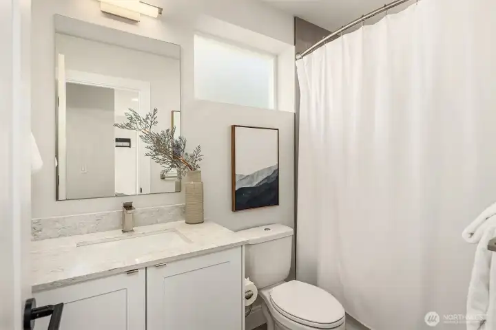 Full bath on entry level. Full bath on entry level.