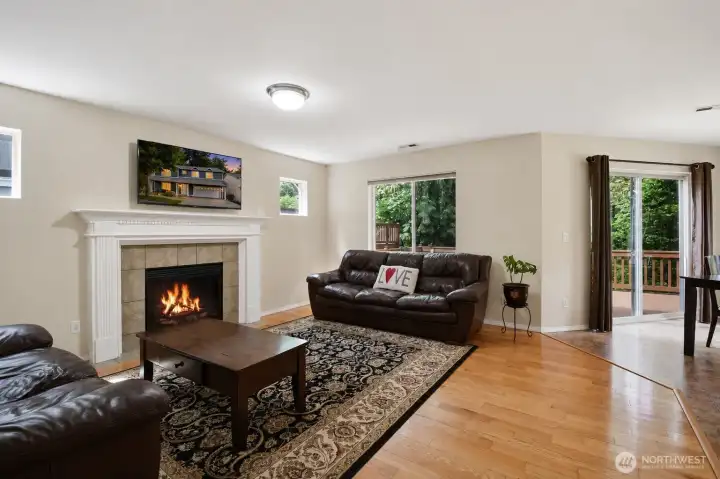 Another view of the family room off of the kitchen.