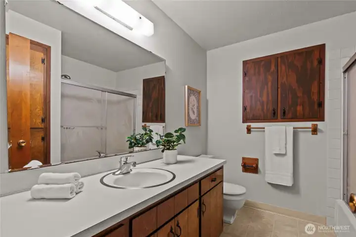 Second full bathroom Second full bathroom