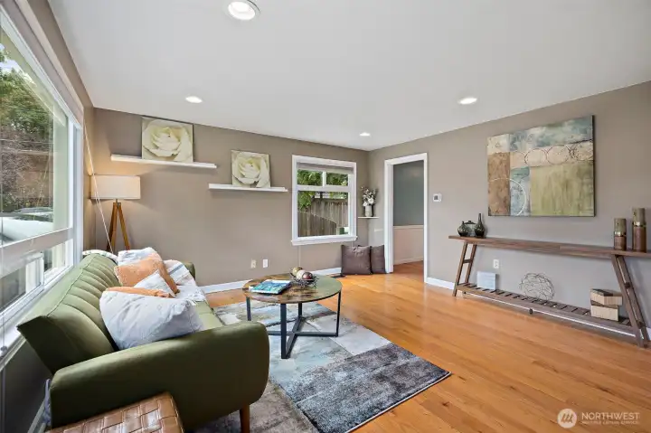 Front entry/Living Room