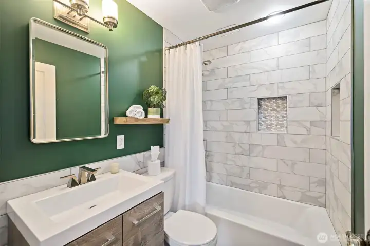 Owners Bath