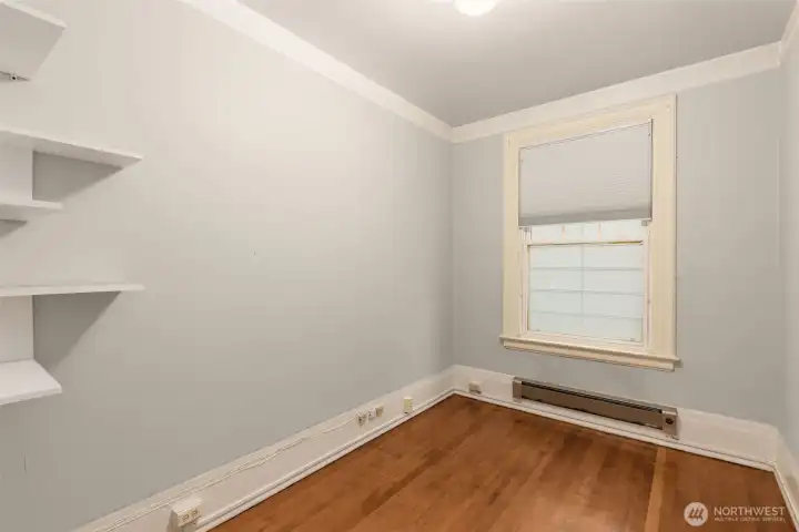 2nd, smaller bedroom w/ closet. Fir hardwood floors. 2nd, smaller bedroom w/ closet. Fir hardwood floors.