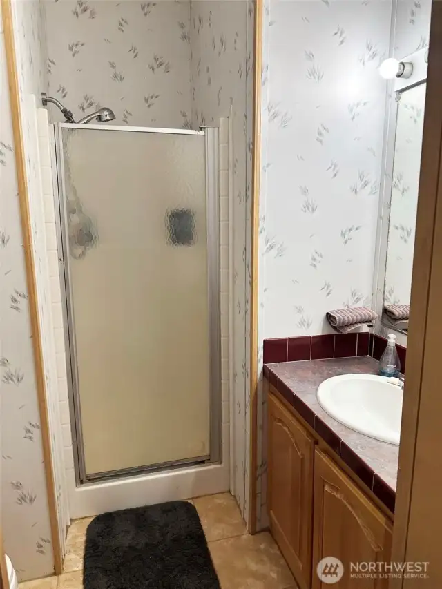 Every bedroom has a bath.