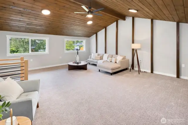 XXL Great Room!