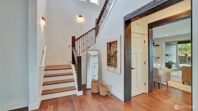 Enter to this beautiful foyer with a bedroom/home office right off the foyer.