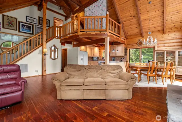 A perfect blend of rustic elegance and natural beauty.