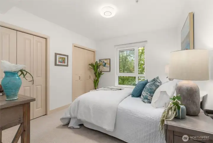 2nd bedroom