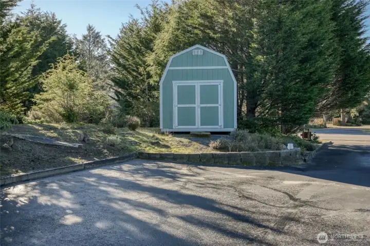 This shed is 10' x 10'.