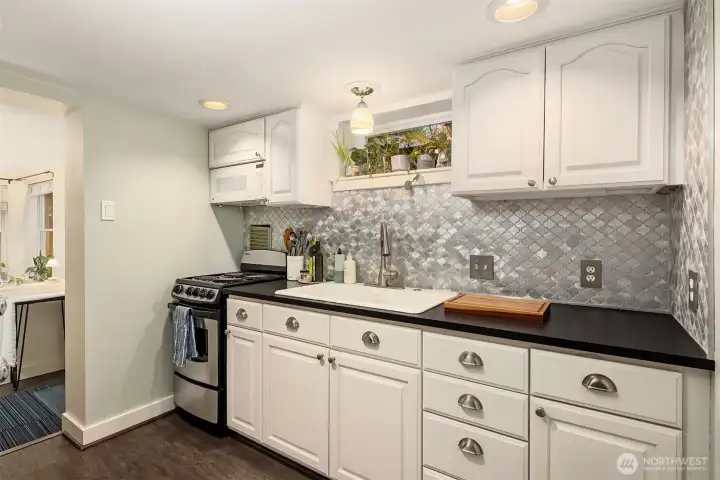 2nd kitchen in lower level apartment