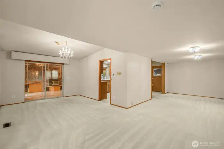 Dining area that looks out to the Solarium