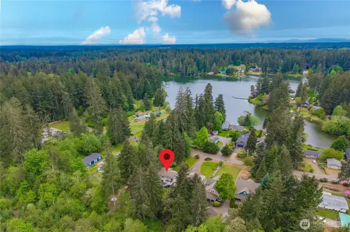 Just steps away from Horseshoe Lake where you can enjoy your favorite water sport activities.