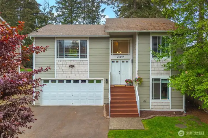 Don't miss this opportunity to take over ownership of this truly move in ready home and make memories for years to come.
