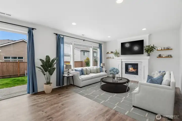 Living room (Staged)