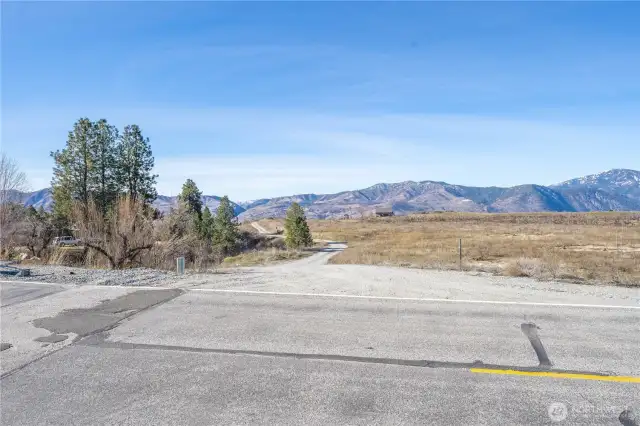 Off of Boyd, turn West onto the access road, soon to be named: Wineview Lane.