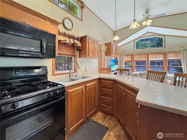 Lots of counter space and full sized appliances.