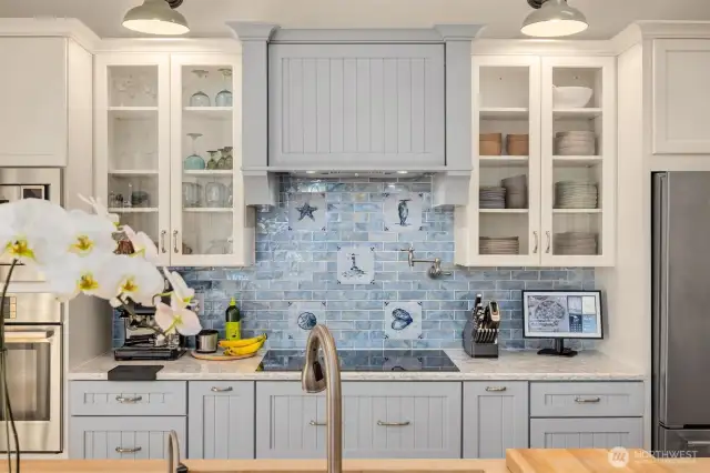This beach inspired kitchen is perfect for an Island home with water views.