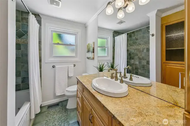 Full bathroom with jetted tub!