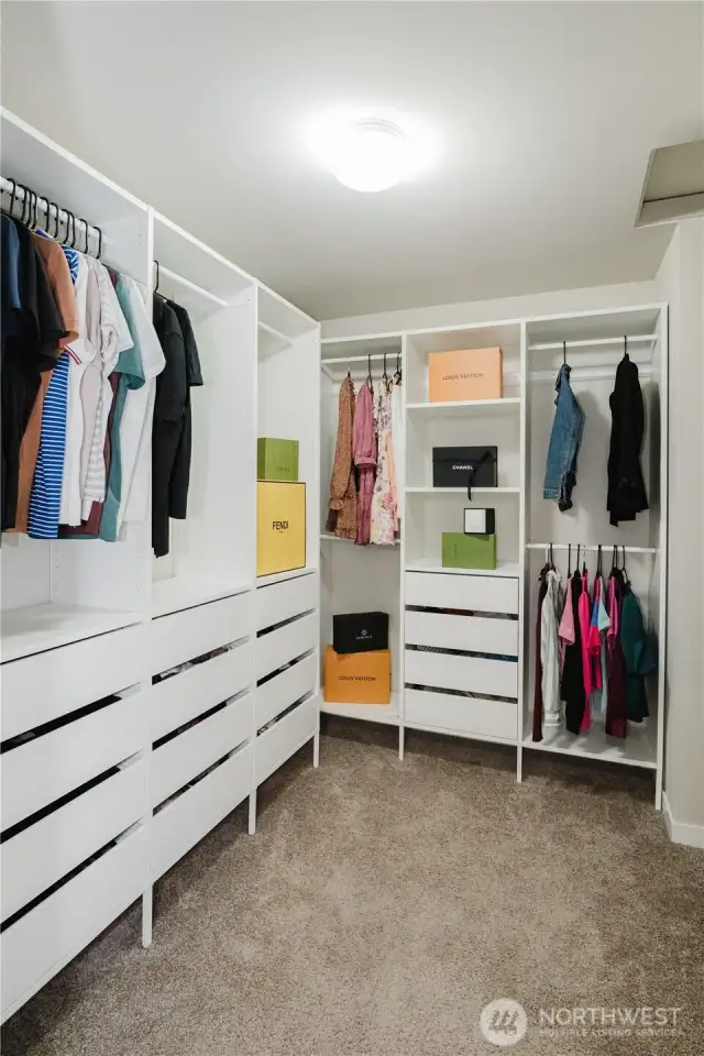 Primary Walkin Closet