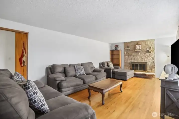 Living Room/Front room