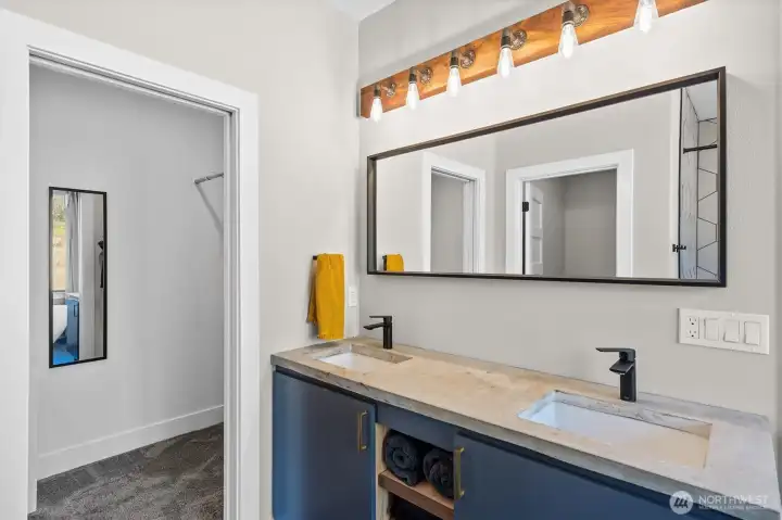 Primary Bath with 2 Sinks and Walk-In Closet