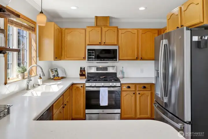 Close-up of kitchen that comes with all newer appliances.