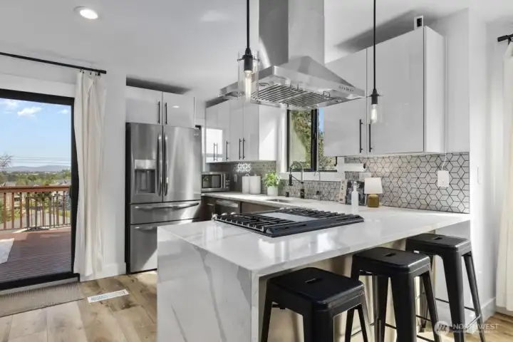 Beautifully updated kitchen.