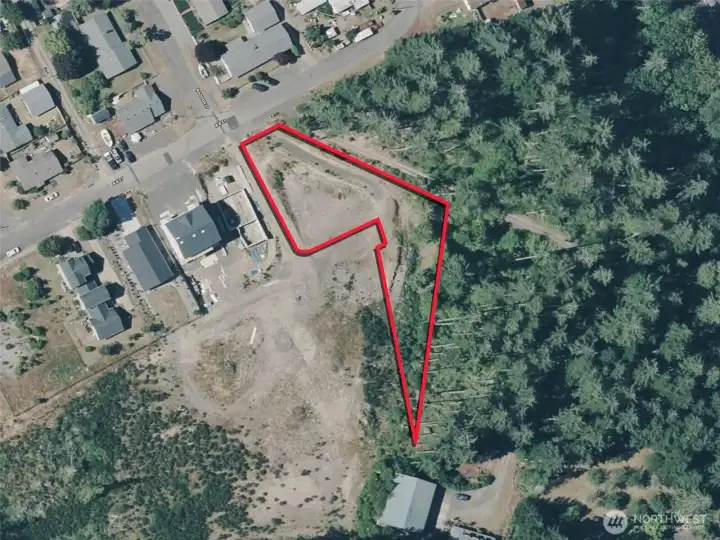 Overhead view with approximate boundaries in red.