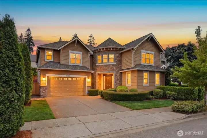 Welcome to the sought-after Turnstone community in Redmond Ridge.