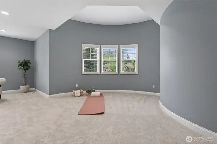 Lots of versatility with this space.