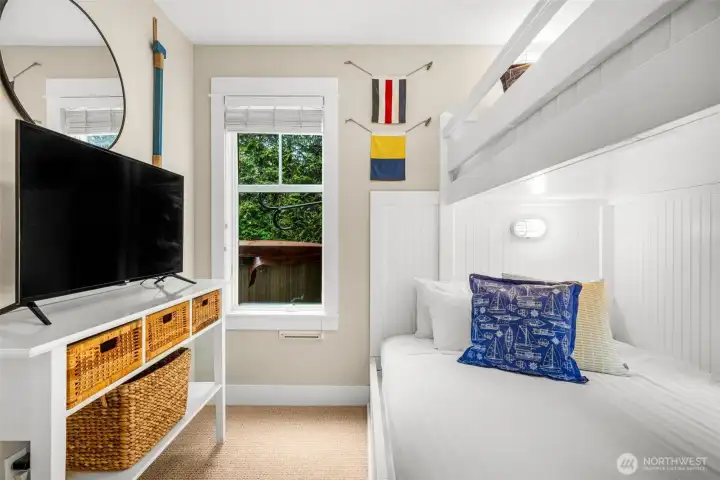 Also works as a second media/play area.