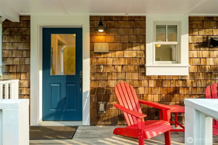 Great southern light on the "front" porch.