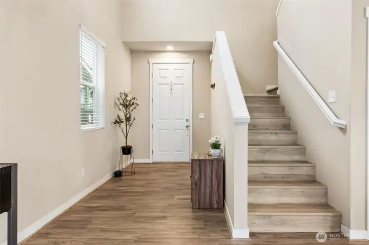 2 Story grand entrance 2 Story grand entrance