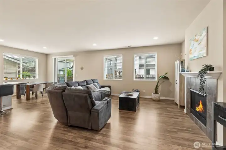 Open great room with lots of natural light Open great room with lots of natural light