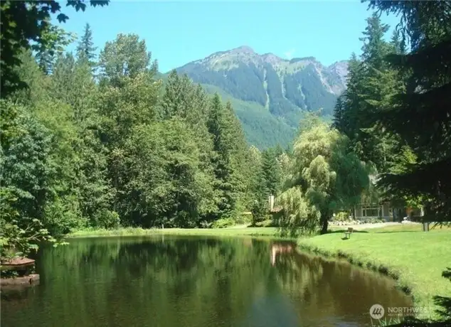 Community amenities include access to outdoor recreation and gathering spaces. Community amenities include access to outdoor recreation and gathering spaces.