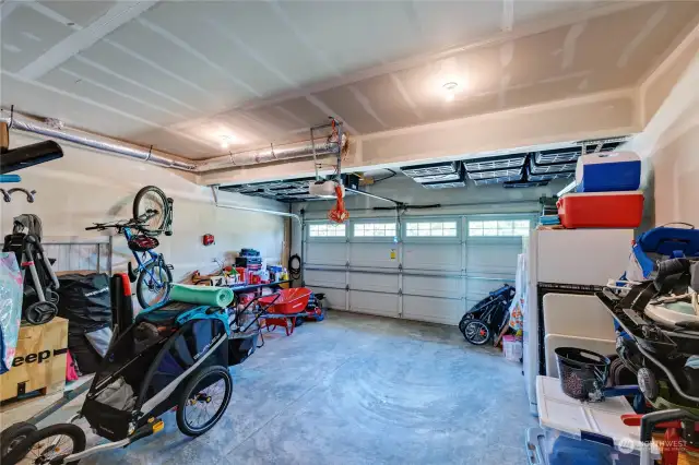 Spacious 2 car garage